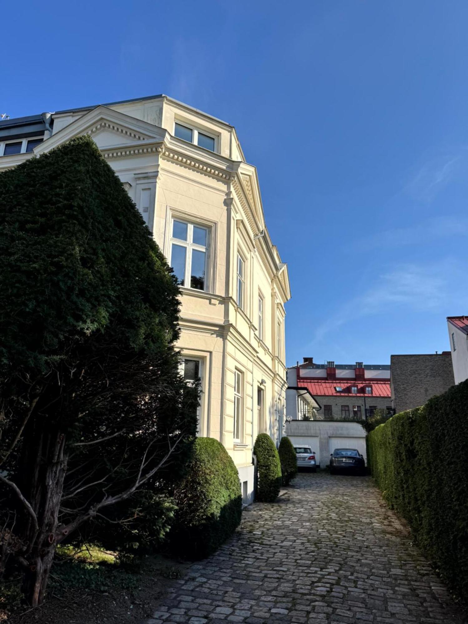 The Embassy Apartment Lund Exterior photo